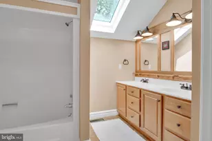 223 W Lisburn Rd, Mechanicsburg, PA 17055 - Photo 27