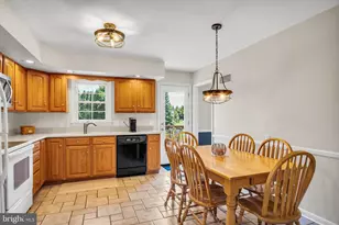 306 E Elmwood Ave, Mechanicsburg, PA 17055 - Photo 9
