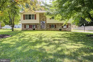216 Hickory Ln, Shippensburg, PA 17257 - Photo 3