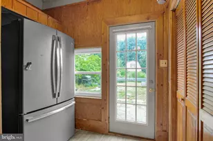 21 H St, Carlisle, PA 17013 - Photo 11