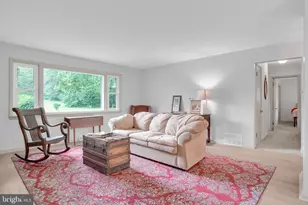 1003 Rockledge Dr, Carlisle, PA 17015 - Photo 9