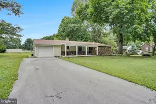1003 Rockledge Dr, Carlisle, PA 17015 - Photo 3