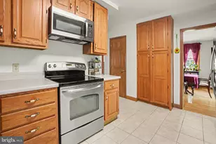 924 W Trindle Rd, Mechanicsburg, PA 17055 - Photo 15