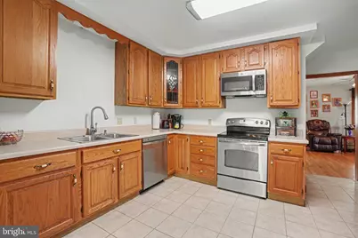 924 W Trindle Road, Mechanicsburg, PA 17055 - Photo 13