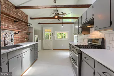 223 S Pitt Street, Carlisle, PA 17013 - Photo 3