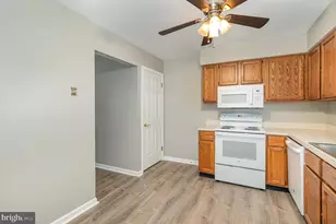 501 Allenview Dr, Mechanicsburg, PA 17055 - Photo 9