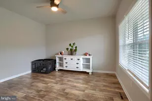 304 Lexington Ln, Shippensburg, PA 17257 - Photo 11