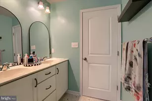 304 Lexington Ln, Shippensburg, PA 17257 - Photo 13