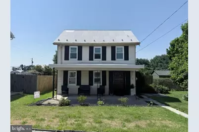 61 W Main Street, New Kingstown, PA 17072 - Photo 1