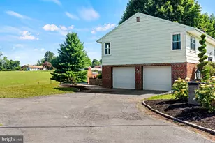 236 Ridge Hill, Mechanicsburg, PA 17050 - Photo 3