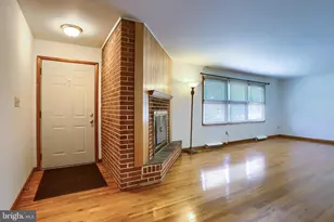 26 Amherst Dr, Camp Hill, PA 17011 - Photo 5