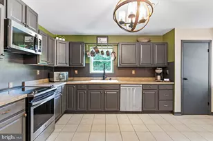69 Pine Hill Rd, Enola, PA 17025 - Photo 5
