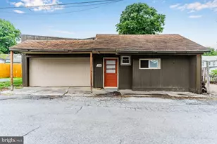 114 3rd St, Boiling Springs, PA 17007 - Photo 45