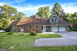 65 Sunnyside Dr, Carlisle, PA 17015 - Photo 3
