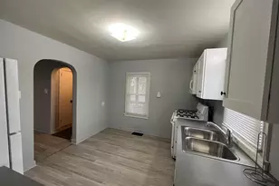 560 W North St, Carlisle, PA 17013 - Photo 9