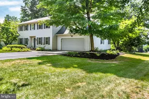 334 Allenview Dr, Mechanicsburg, PA 17055 - Photo 3