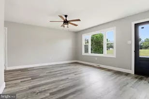 5013 Lenker St, Mechanicsburg, PA 17050 - Photo 3