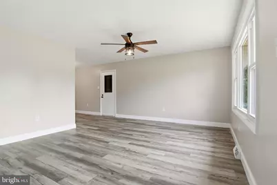 5013 Lenker Street, Mechanicsburg, PA 17050 - Photo 5