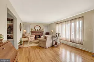 214 Ridge Hill Rd, Mechanicsburg, PA 17050 - Photo 3