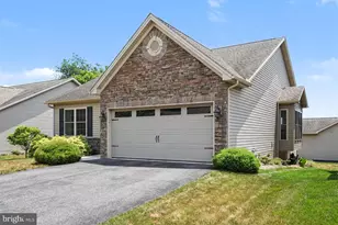 202 Drury Ln, Mechanicsburg, PA 17050 - Photo 5