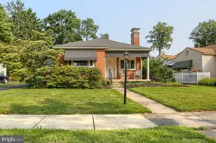 3016 Lincoln St, Camp Hill, PA 17011 - Photo 1