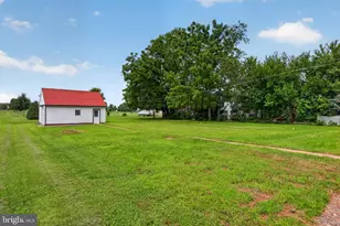 283 N Locust Point Rd, Mechanicsburg, PA 17050 - Photo 27