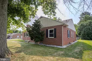 626 Charles St, Shippensburg, PA 17257 - Photo 3