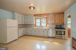 626 Charles St, Shippensburg, PA 17257 - Photo 23