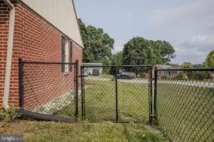 626 Charles St, Shippensburg, PA 17257 - Photo 11