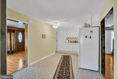 223 Peach Glen Road, Gardners, PA 17324 - Photo 5