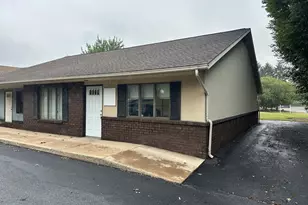 940 Century Dr, Mechanicsburg, PA 17055 - Photo 1