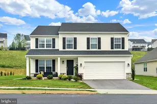 587 Smoke House Dr, Mechanicsburg, PA 17055 - Photo 1
