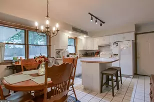 3 Liberty Dr, Mount Holly Springs, PA 17065 - Photo 9