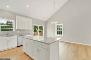 8 Lantern Ct, Carlisle, PA 17013 - Photo 7