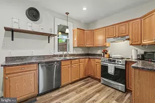 37 High St, Boiling Springs, PA 17007 - Photo 11