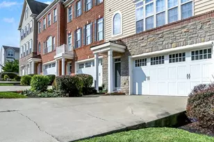 8 Indiana Cir, Lemoyne, PA 17043 - Photo 5