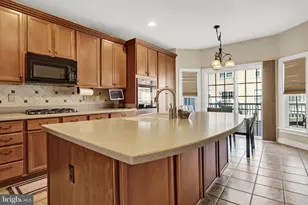 8 Indiana Cir, Lemoyne, PA 17043 - Photo 11