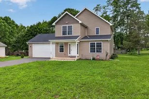 191 Greenview Dr, Carlisle, PA 17015 - Photo 3