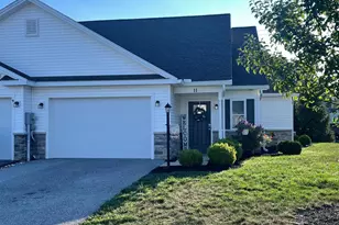 11 Group Ct, Mount Holly Springs, PA 17065 - Photo 1
