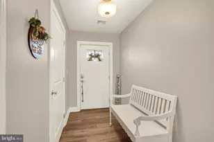 11 Group Ct, Mount Holly Springs, PA 17065 - Photo 3