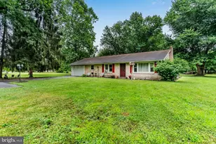 532 Pine Rd, Carlisle, PA 17015 - Photo 3