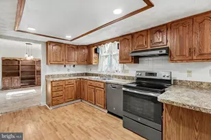 6 Strawberry Ln, Carlisle, PA 17013 - Photo 9