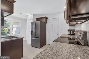 530 Fairway Dr, Camp Hill, PA 17011 - Photo 11