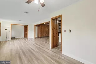 224 Avon Dr, Carlisle, PA 17013 - Photo 5