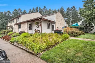 54 Drexel Pl, New Cumberland, PA 17070 - Photo 1