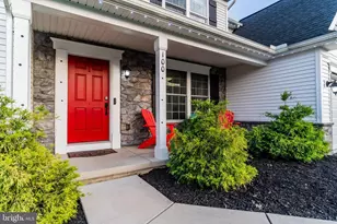 100 S Mountain Dr, Carlisle, PA 17013 - Photo 3