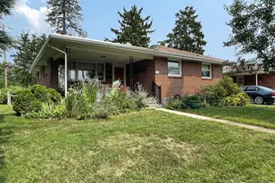 803 Carol Cir, New Cumberland, PA 17070 - Photo 3