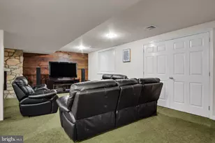 1135 Windsor Rd, Mechanicsburg, PA 17050 - Photo 43
