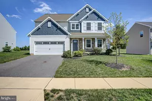 14 Danbury Dr, Mechanicsburg, PA 17050 - Photo 1