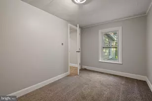124 W Penn St, Carlisle, PA 17013 - Photo 9